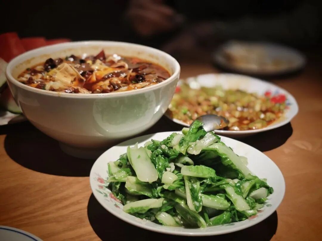 一种被严重低估的营养：每天吃点它，或能抵消熬夜伤害！很多人没吃够