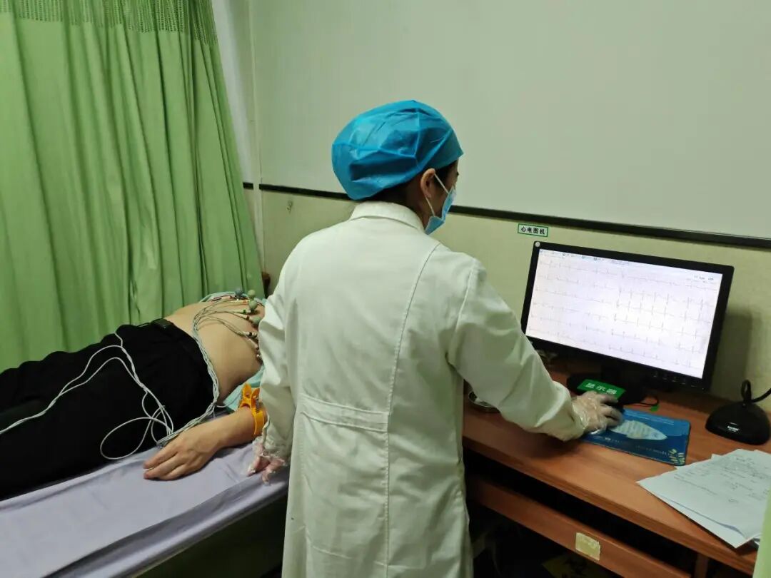 什么是同步心电图翔安“心电图一张网”上线！家门口做检查，三甲专家“云读图”~_https://www.jmylbn.com_新闻资讯_第2张