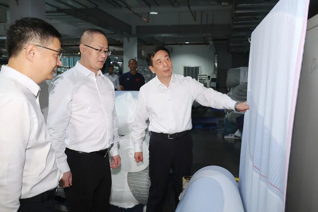 陈浩检查安全生产和市场保供稳价等工作