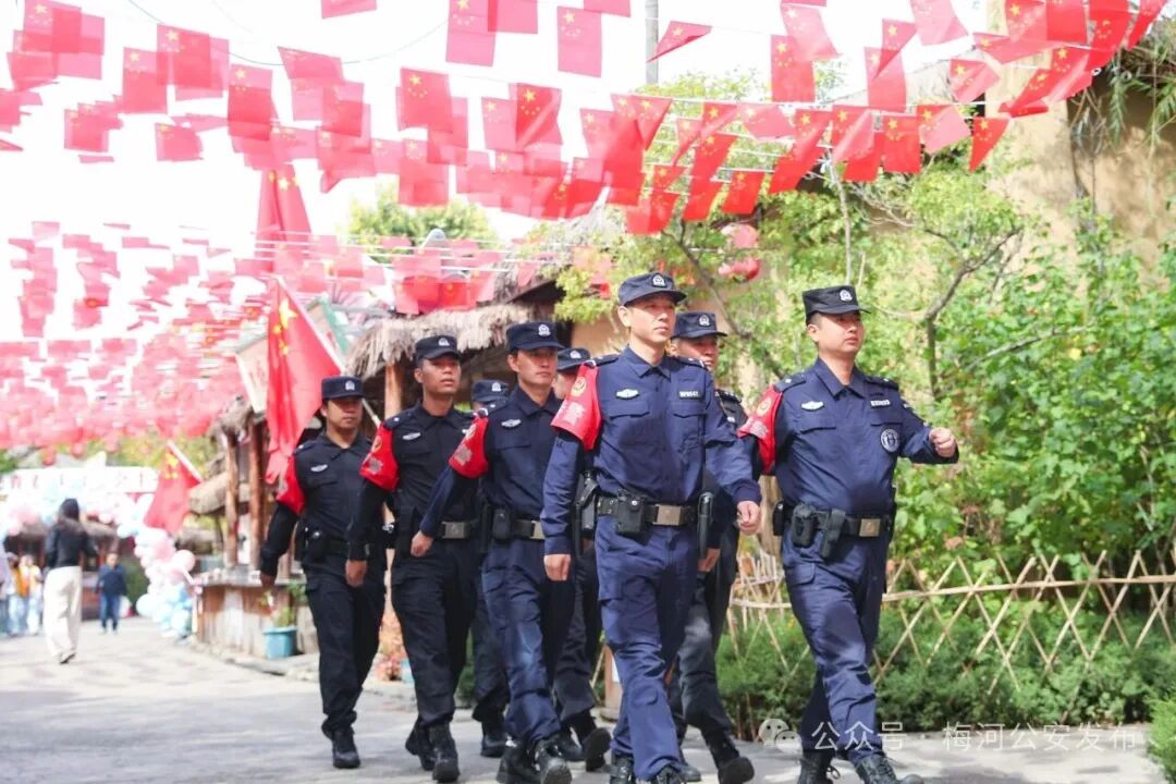 节日我在岗·守护国泰民安｜全域布防精准管控，梅河公安全力护航假期平安！