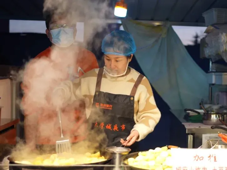 赶海、逛古城！撸串、看演唱会！还有一大波优惠！日照这些地方，藏着超多惊喜……
