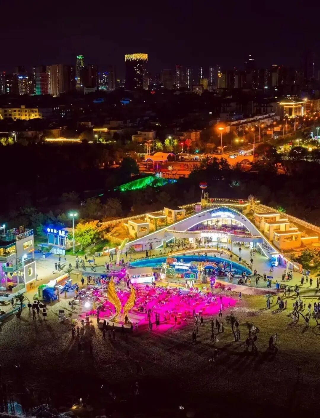 赶海、逛古城！撸串、看演唱会！还有一大波优惠！日照这些地方，藏着超多惊喜……