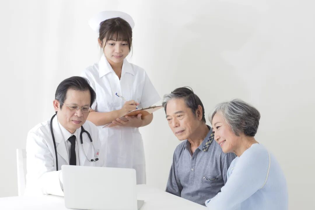 天气渐寒,为高血压患者送上暖心的健康提示