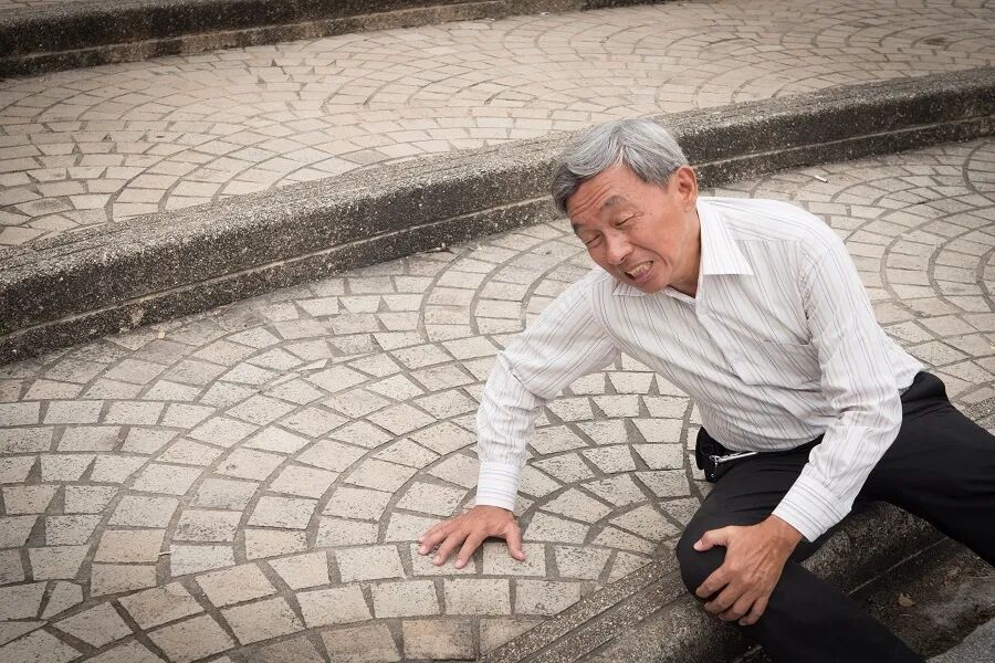 谁说“千金难买老来瘦”？爸妈体重低于这个数，离死神更近
