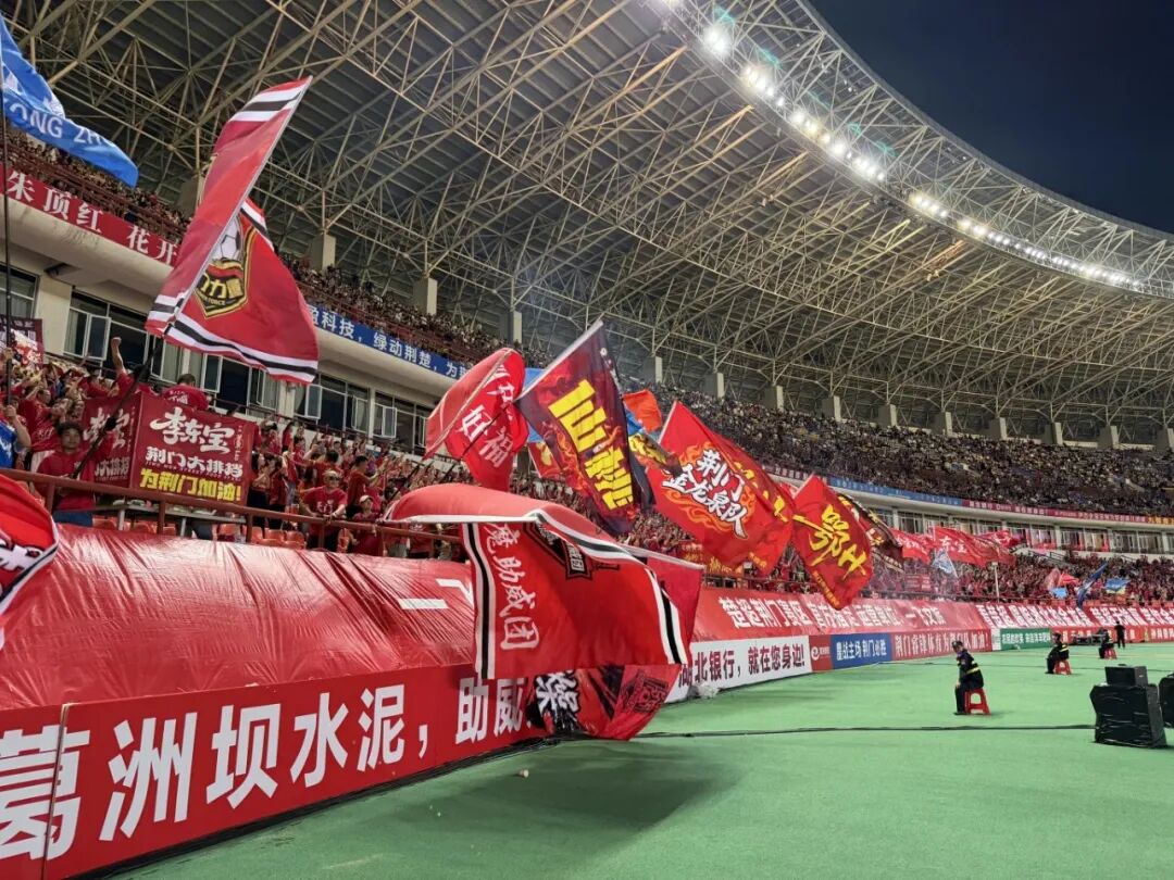 雨中鏖战，奉献精彩对决！荆门金龙泉队点球惜败止步八强
