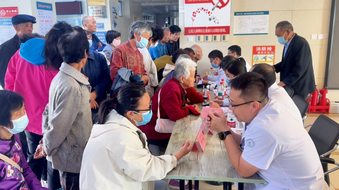 重阳敬老,温情护航 滨海区开展重阳节系列活动