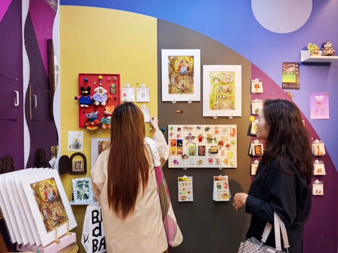 愚园路这场可触摸的童话展，藏着满室童趣~
