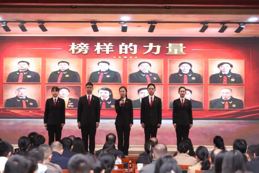 从听课到共情，这堂思政课如何做到直抵人心？