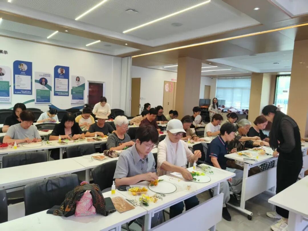 巾帼暖重阳 孝善润心田——义乌市各级妇联开展重阳节主题活动