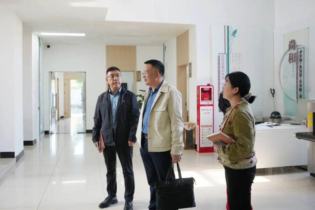 茶韵法度 | 名山区法院党组书记、院长提名人选任泓光到法庭走访调研