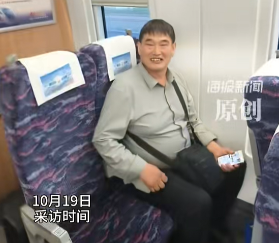 “在哪演出，他就在哪举报”，“大衣哥”朱之文自曝长期遭黑粉举报：商演一个月减少到六七场，都要上高铁了接到取消电话，“准备起诉”