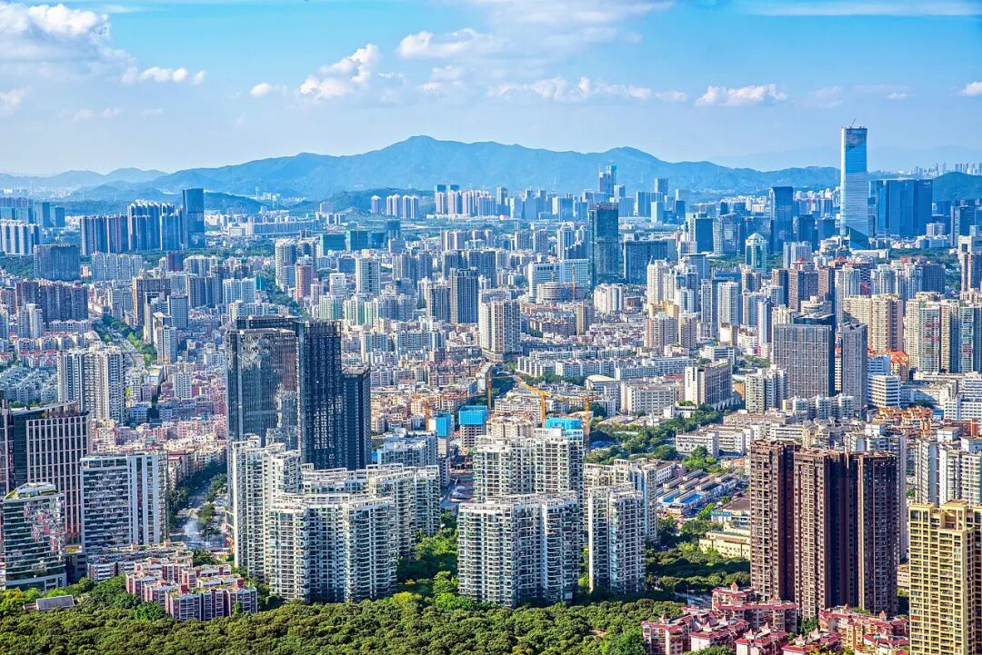 深圳楼面价屡破10万/㎡，有二手房业主加价150万