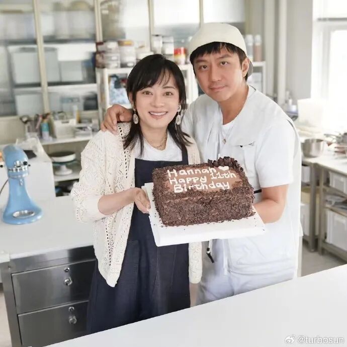孙俪透露女儿曾担心爸妈离婚，因为同学看到网上不实新闻后会问她
