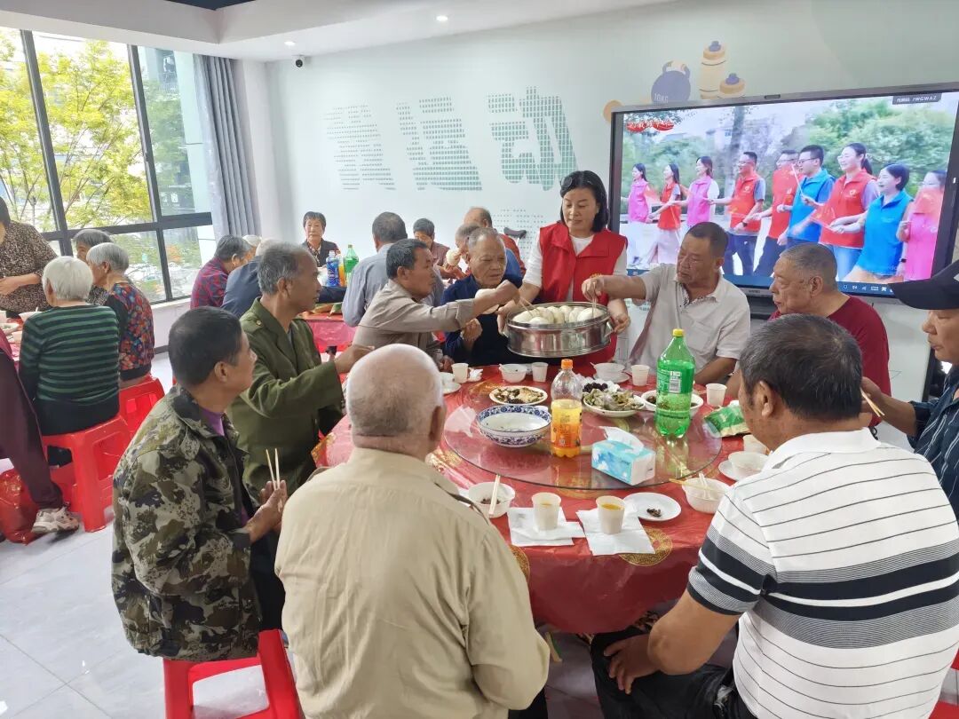巾帼暖重阳 孝善润心田——义乌市各级妇联开展重阳节主题活动