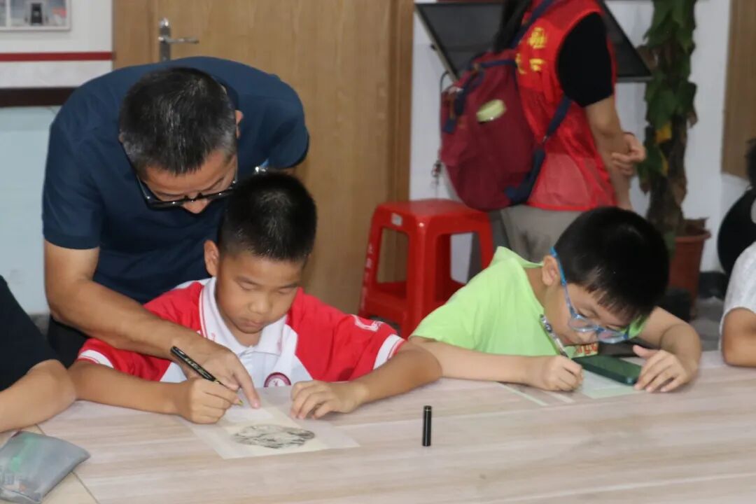 佛山南海西樵校家社协同共育，让好家风在沉浸式研学中“活”起来