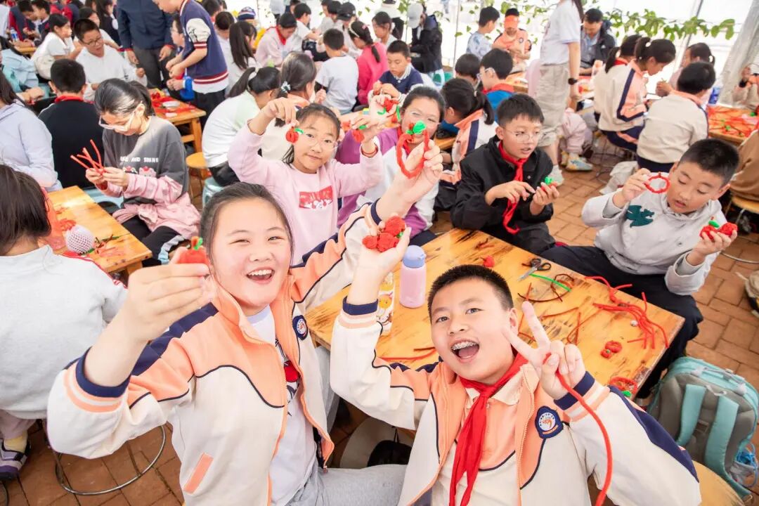 共享秋收的甜蜜！盘龙区金康园小学教育集团举行第六届“苹果节”