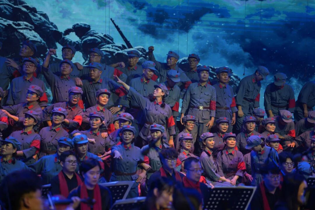 “长征精神 民族之魂”纪念红军长征胜利90周年交响合唱音乐会圆满落幕