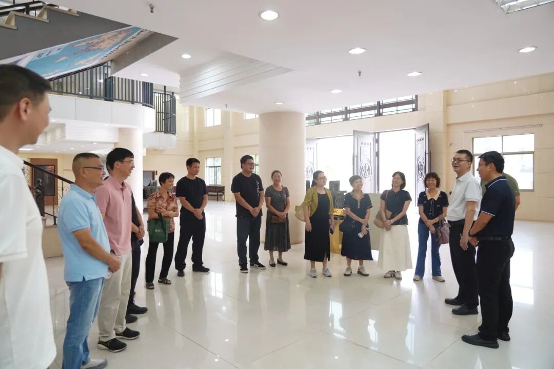 情系桑榆晚 岁月共欢欣 丨 龙海法院开展2026年重阳节家风建设活动