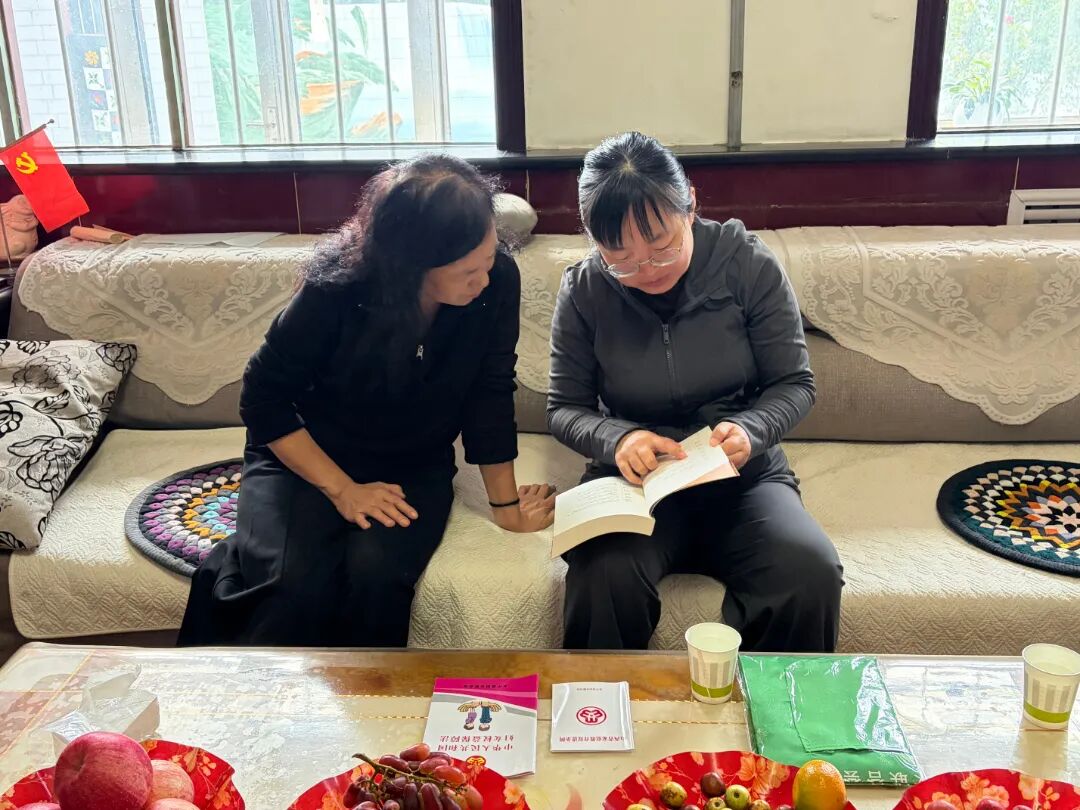 巧手盘活小院经济 巾帼编织幸福生活｜乡宁县妇联调研光华镇湾里村玉米皮手工编织产业