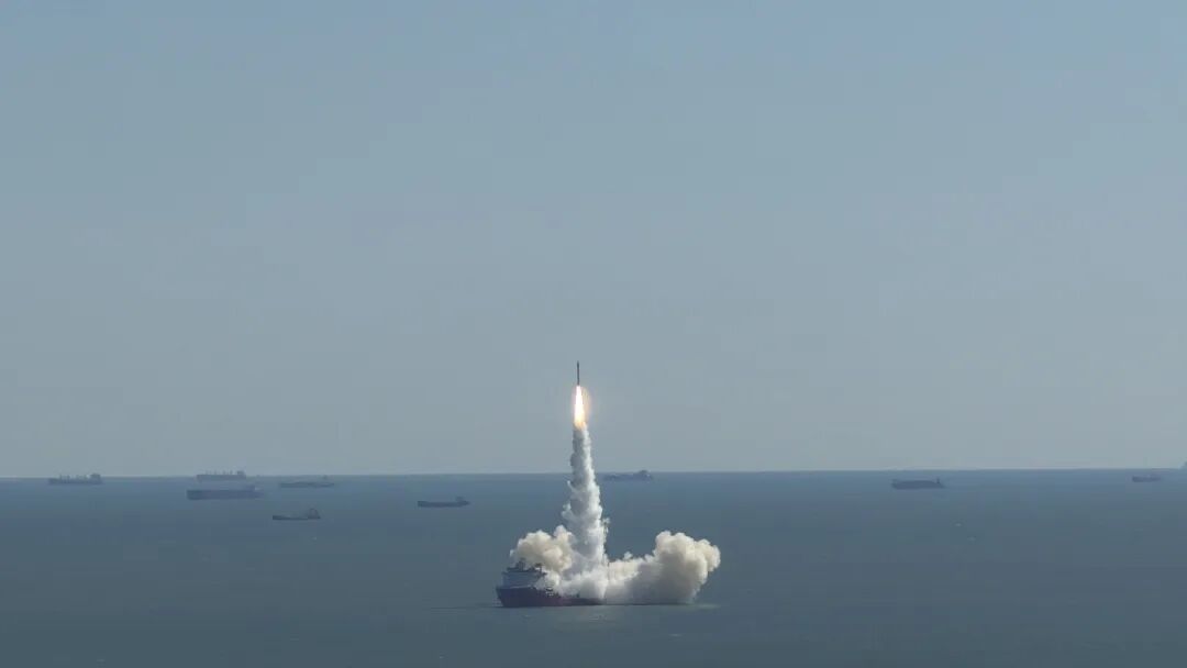 日照近海又“刷”火箭了！谷神星一号海射型遥八运载火箭发射成功
