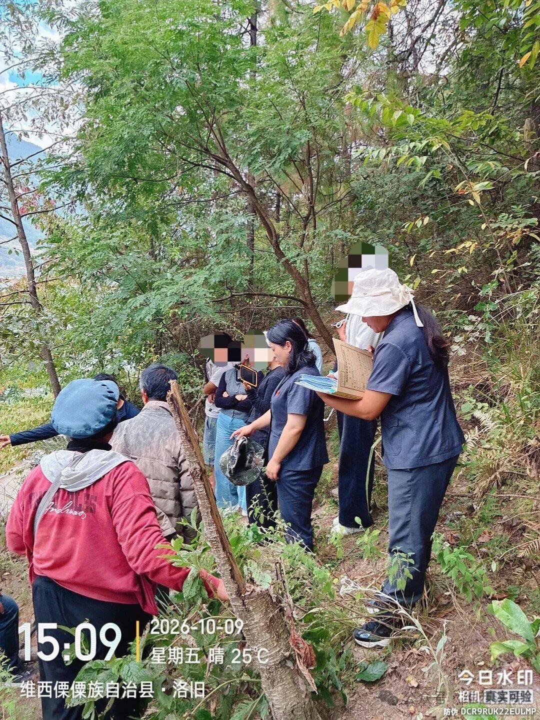 现场勘界巧调解 土地矛盾终化解