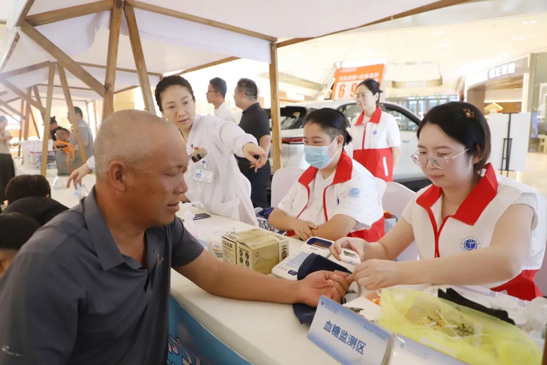 第二现场助威浙BA，趣味闯关点燃全民健身！台州体彩“迈开步 动出彩”活动精彩纷呈