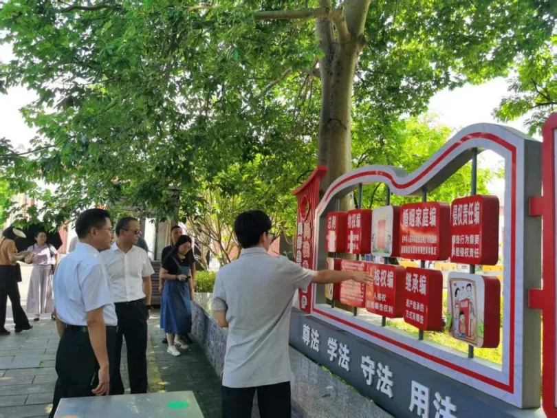 广东：铁纪映粤北  法治续长征