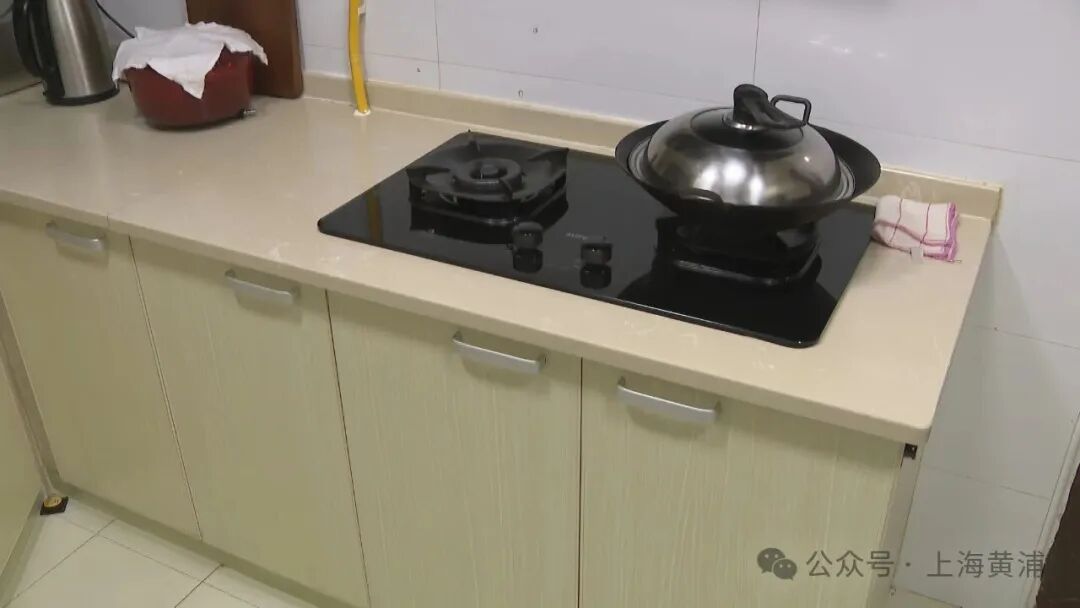 巴金、徐悲鸿、许广平等都住过！这个南昌路上百年小区，修旧如旧，一期工程已验收，明年底将全部完工！