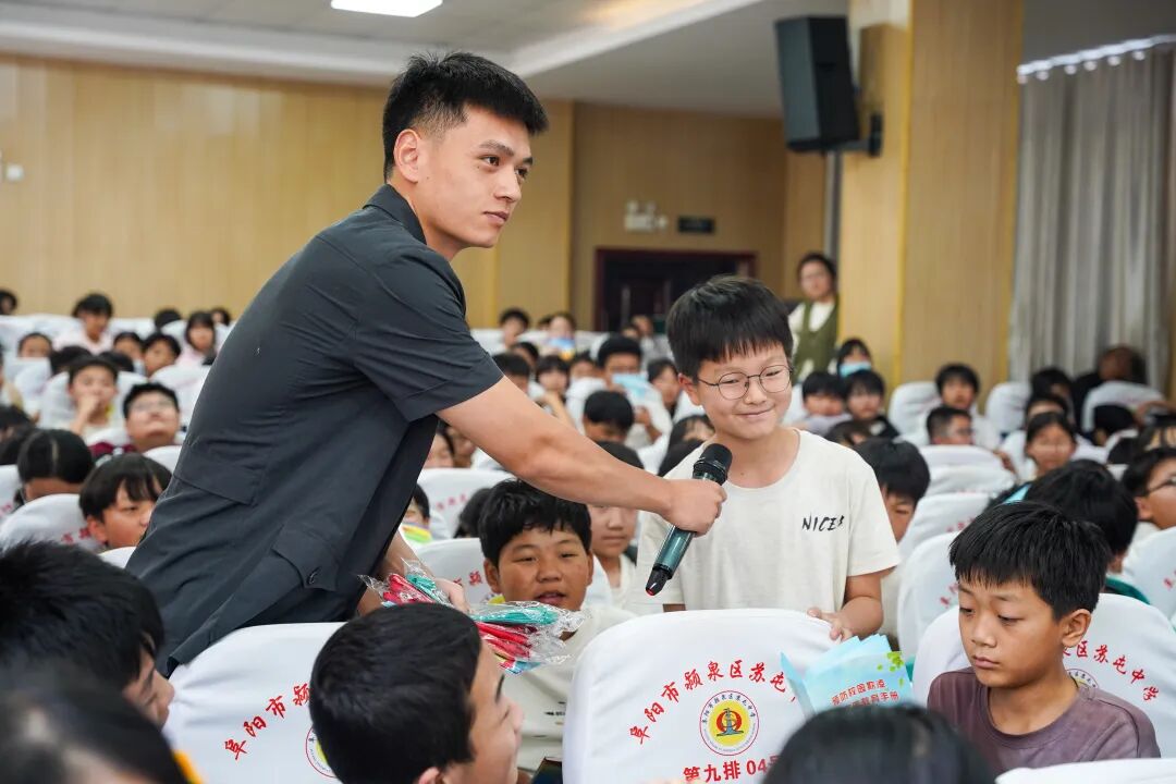 【泉法护未】“起外号”也是欺凌？颍泉法院干警以案释法拆解欺凌的“四种面孔”