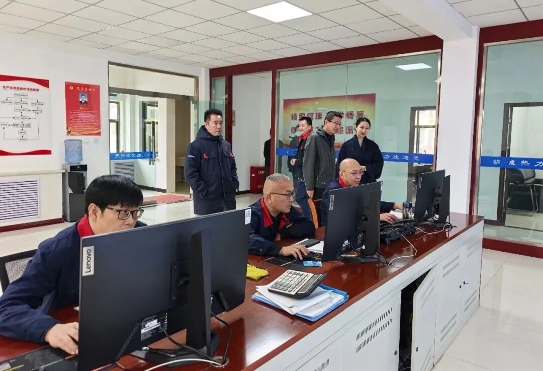 冬日暖流提前至 工会关爱暖人心