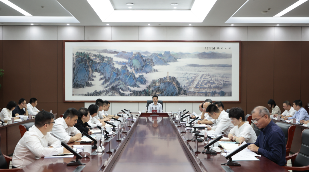 余杭区以“两新”融合赋能制造业高质量发展工作会议召开