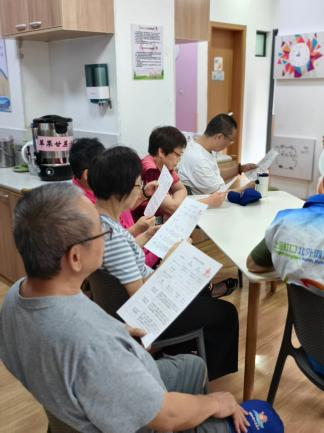一间 “舒心小屋”，守好社区老人健康门|虹社汇