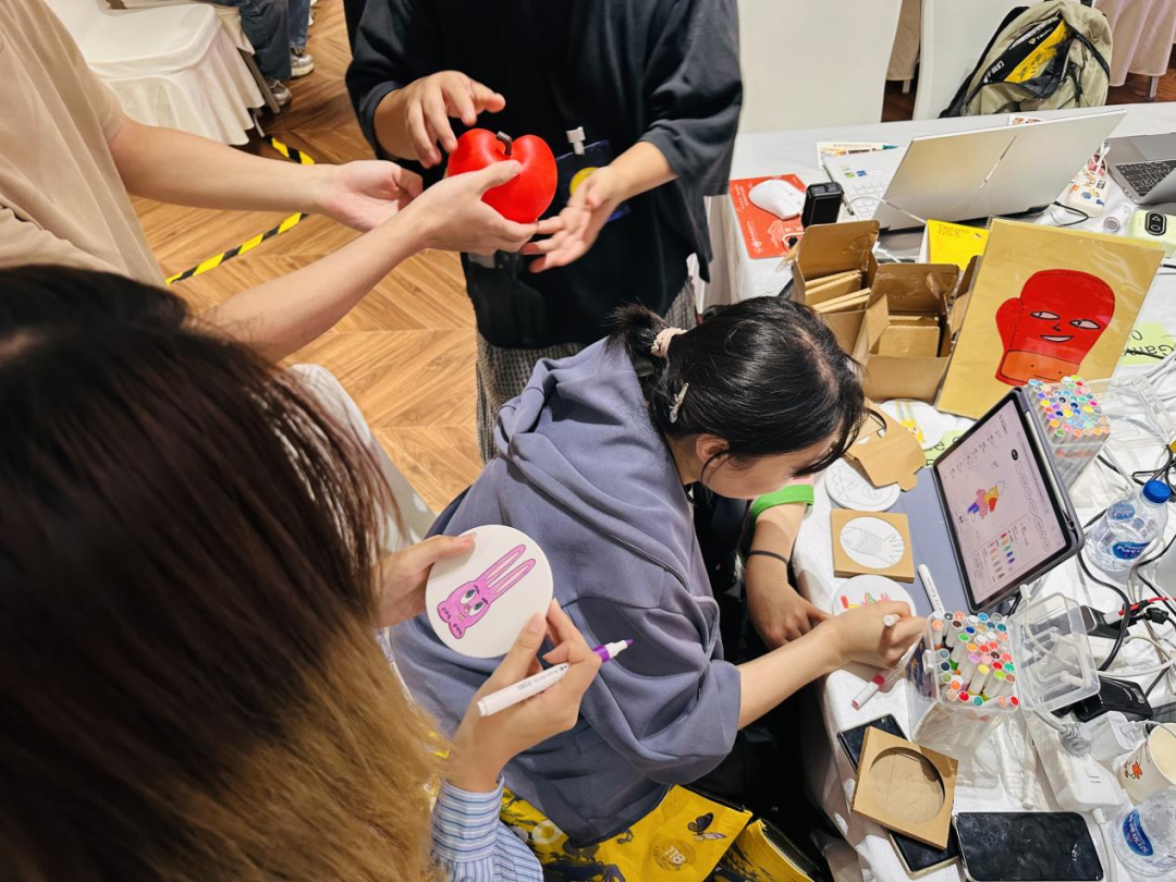 想不到，金山嘴渔村竟藏着一位AI冠军！