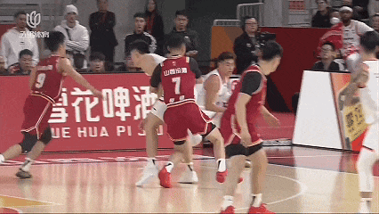 赛季首败，上海男篮问题不少！