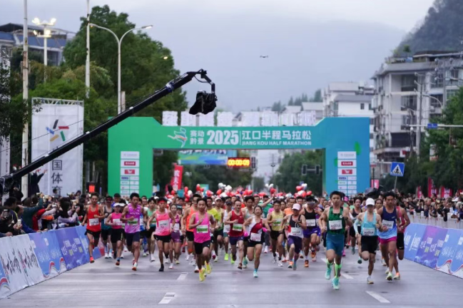 收好赛程！自行车、马拉松、越野跑、足球赛轮番亮相铜仁