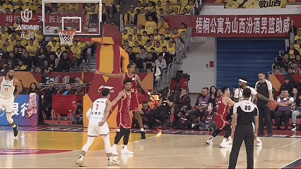 赛季首败，上海男篮问题不少！