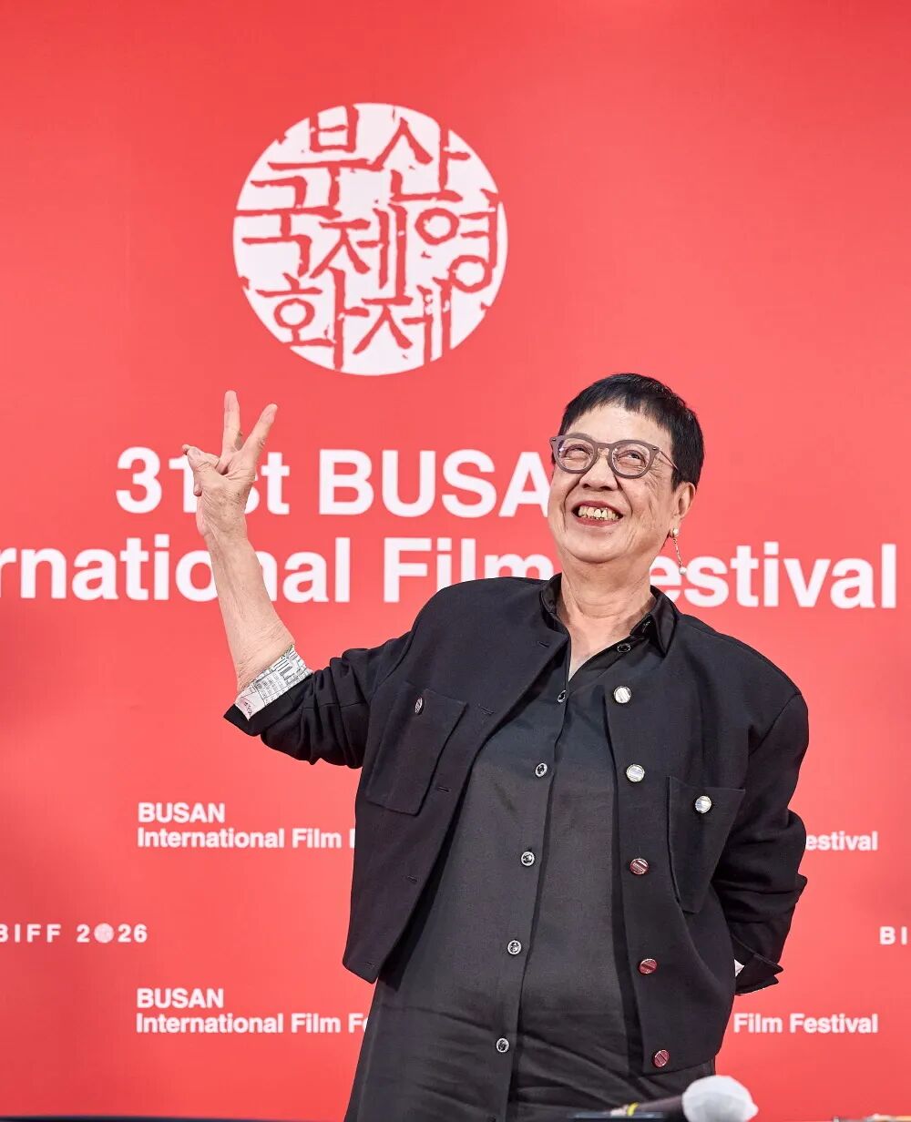 79岁许鞍华再获大奖：为软弱的人拍电影，比拍英雄更