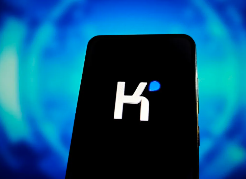 Kimi就会员使用K3.1 Pro出现限流及不必要的额度消耗问题致歉：所有有效期内的会员都将获得月度总额的25%作为补偿，相当于一周的用量