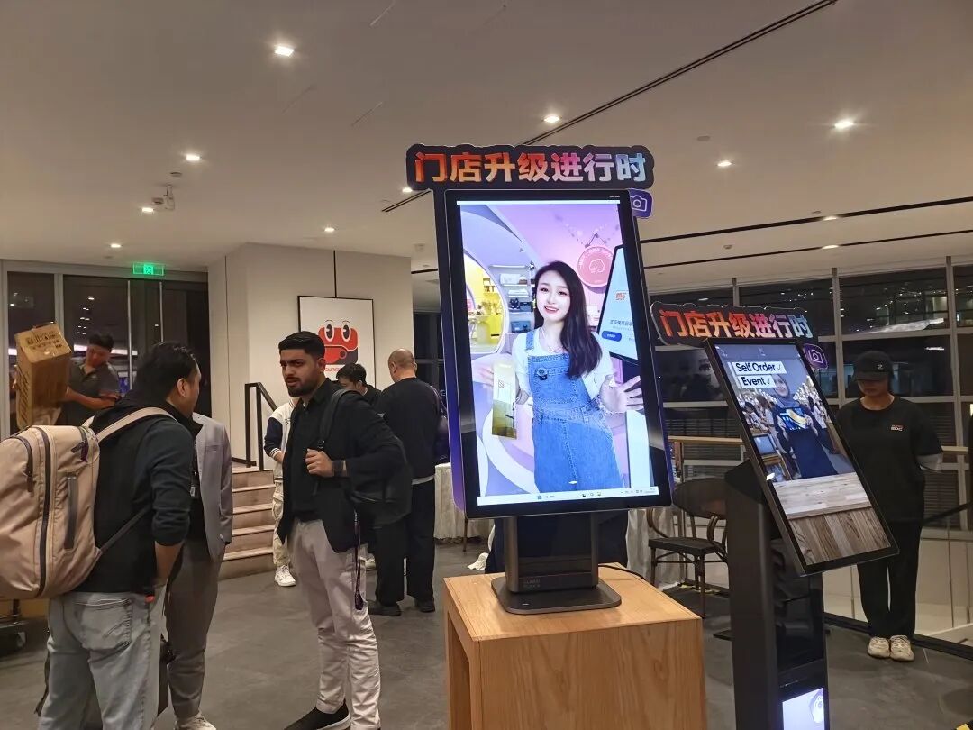大创智这场大会为何这么热闹？门店“AI帮手”登场，一批技术成果集中亮相！