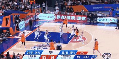全员三分高手！上海男篮主场轻取广东