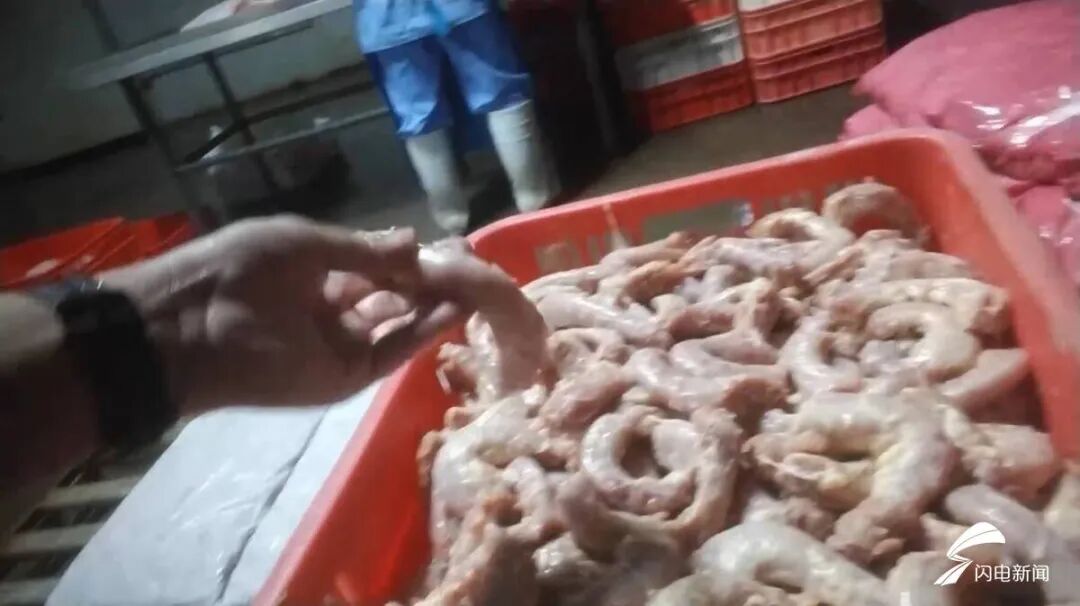 多家工厂被曝用鸡脖泥做馅料，撒尿牛丸“牛肉味纯靠牛肉膏”？厂家提醒：馅制品少吃