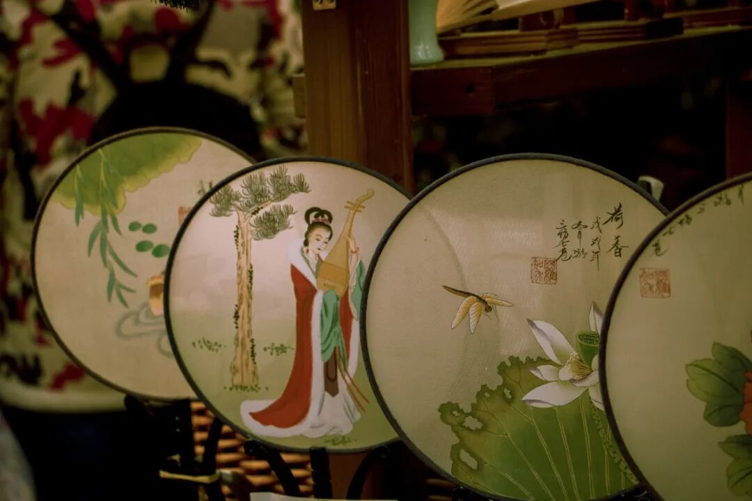 平时精打细算，一到景区就花钱超大方：说的是你吗？