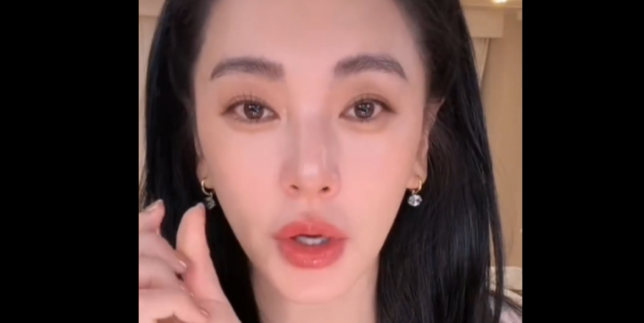 女星直播自曝体检一项指标异常，医生提醒：吃外卖、摸小票、做美甲都可能导致