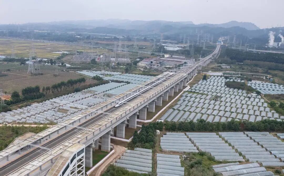 雅安至宜宾首开直达动车，最快2小时39分钟可达
