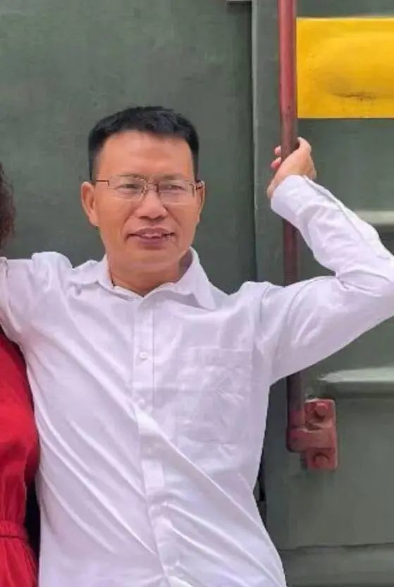 四川西充县一56岁男子在山上失踪，离家前称出去散步，曾给儿子发消息交代贵重物品放在保险柜