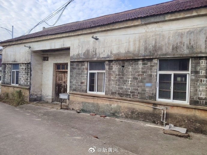 反诈博主“徽剑”遭百万元买凶杀害，律师解读主犯为何没被判死刑“立即执行”；“徽剑”朋友：发现遗体当天，我还在联系他