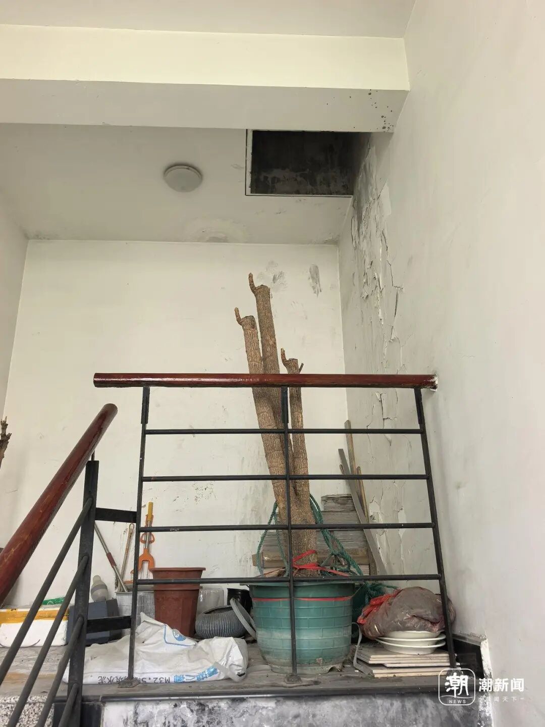 杭州一小区数十台太阳能热水器管线被剪断，电线铜芯裸露，多余线材丢失，目前居民已报警