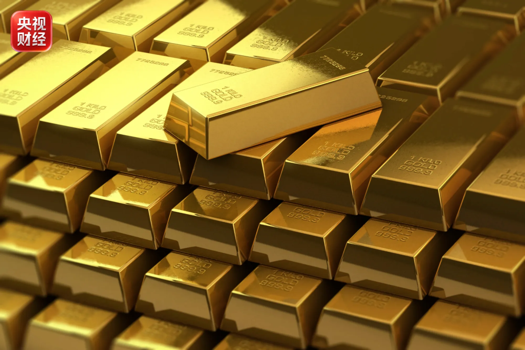 金饰克价，年内暴跌近550元