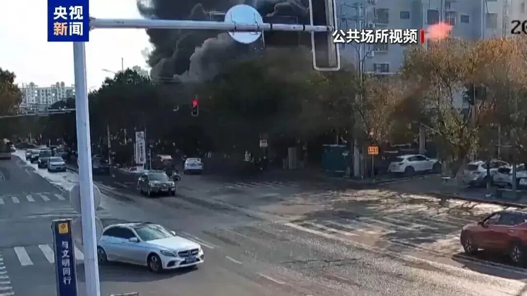 家中有这扇窗的，赶紧拆除或改装！