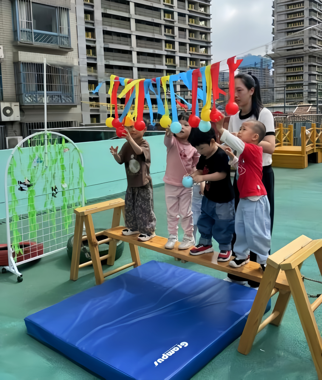 方寸宝宝屋，满满民生情：人大代表的建议，如何暖了双职工家庭的心？